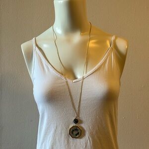 Ann Taylor pendant necklace. NWT.